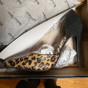 Micheal Antonio NIB leopard and black heels